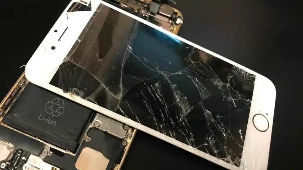 iPhone Screen Repairs Johnstone